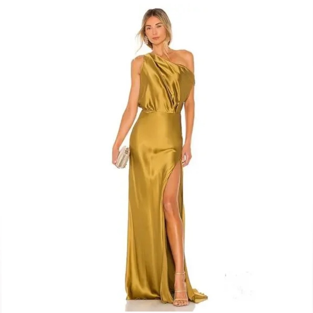 The SEI silk Elegant Gold One-Shoulder Dress fits size Small